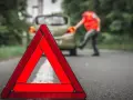 Holowanie samochodu: Jak oznakować pojazd i uniknąć mandatu?