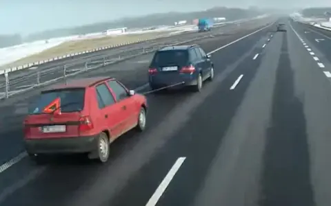 Czy można holować na autostradzie? Poznaj zasady i uniknij mandatu