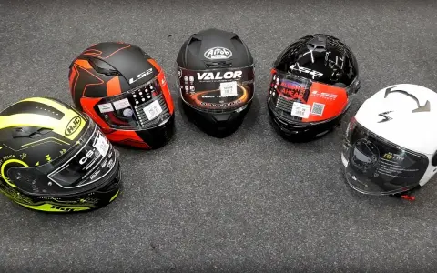Kask motocyklowy do 500 zł: Bezpieczny i funkcjonalny? Ranking