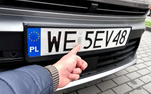 Rejestracja samochodu 2026: Checklista, koszty, uniknij kar!