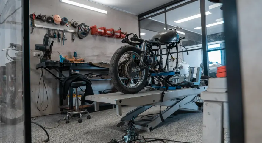 Myśl o warsztacie motocyklowym? Kompletny przewodnik krok po kroku!