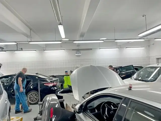 oświetlenie warsztatu LED